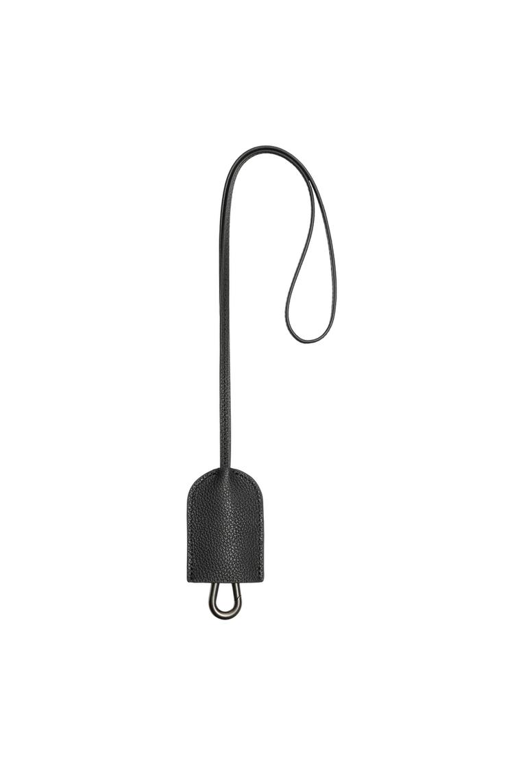 PORTA-CHAVES COM PENDENTE DE PELE